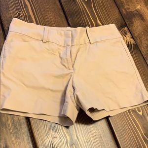 Ann Taylor signature khaki shorts